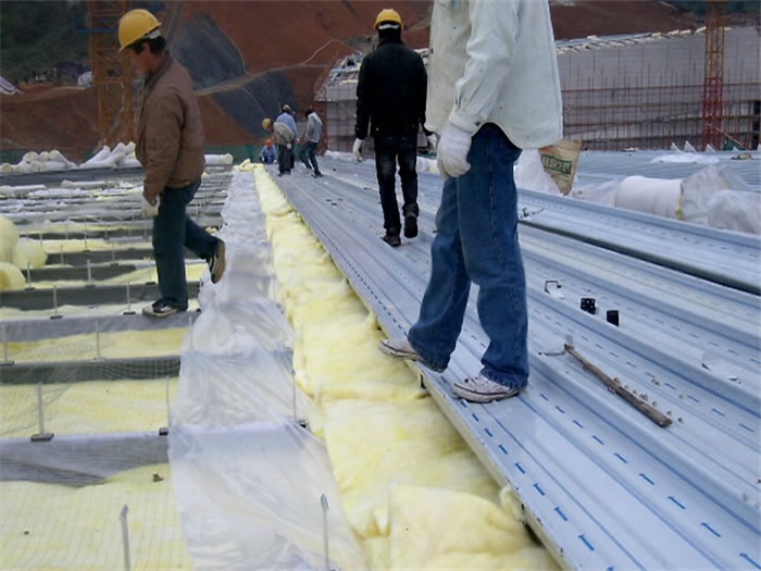 河南安吉县体育馆网架